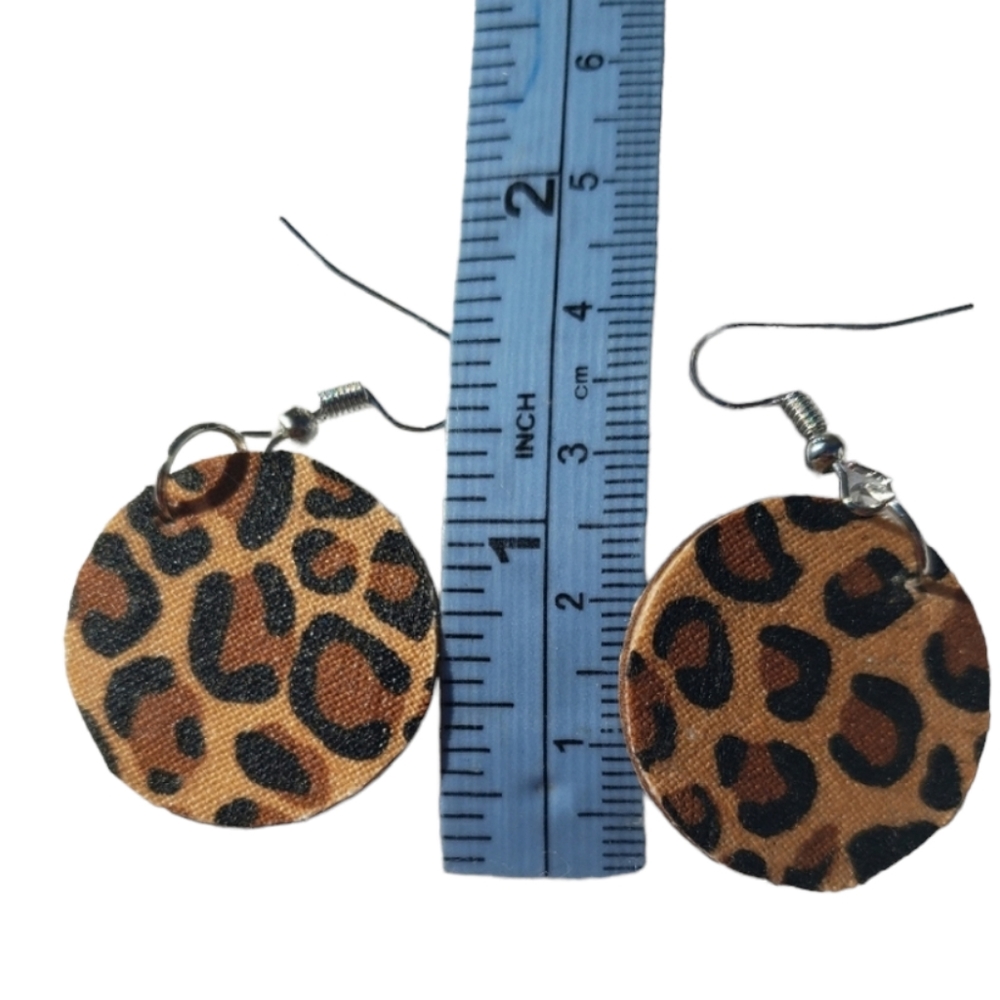 Leopard earrings - Picture 2 of 2